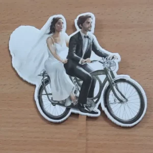 Dekorace svatební nevěsta a ženich na kole z plsti